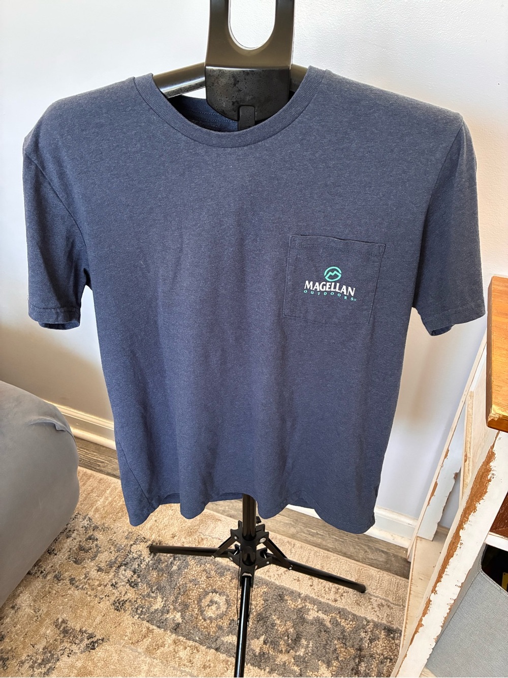 Magellan Outdoors women’s Navy Pocket T‑Shirt